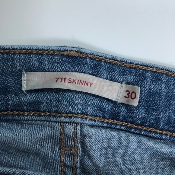 Levi’s Light Wash Distressed 711 Stretch Skinnies - Picture 4 of 9